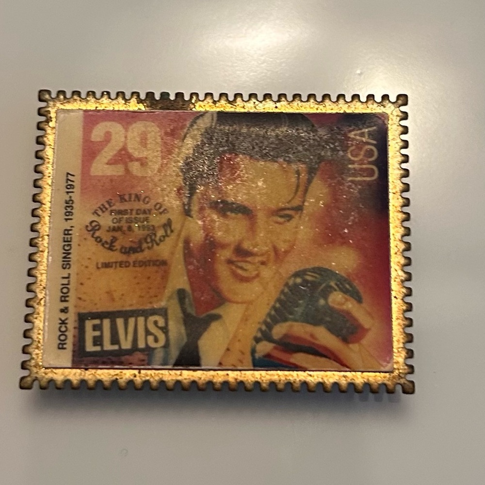 Vintage 1993 Elvis Presley 29¢ Stamp Fridge Magnet USPS Commemorative Magnet - Picture 2 of 8